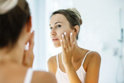 Peaux grasses, sèches ou sensibles : quelle crème de jour choisir ?