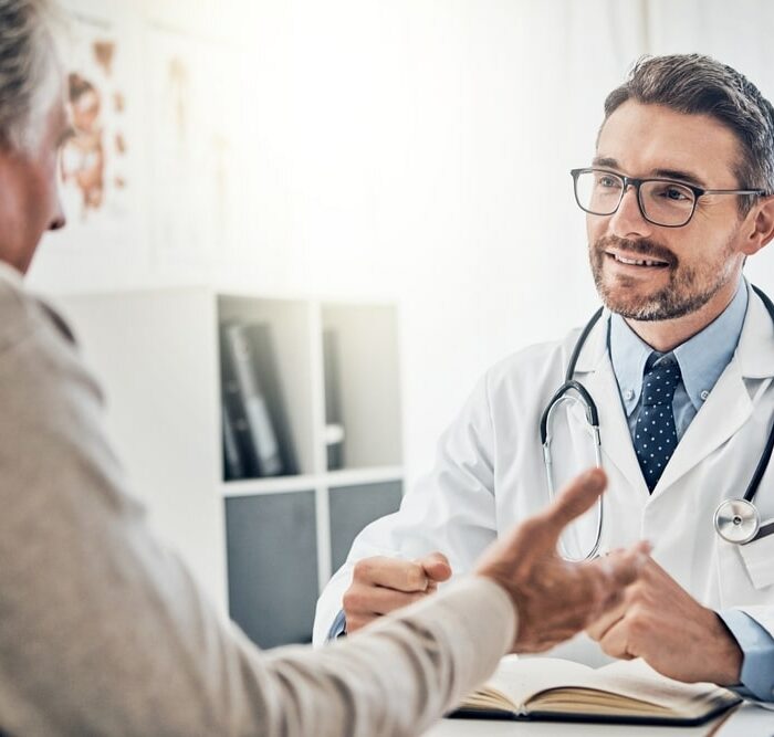 Comment choisir la meilleure mutuelle pour les seniors