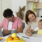 Différences entre éducation classique et pédagogie Montessori